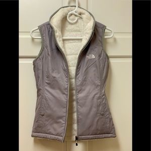 The North Face Reversible Vest winter jacket Mossbud Insulated